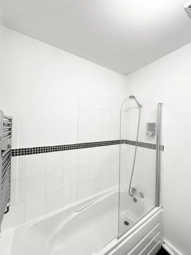 Sleek City-Center Apartment Southampton United Kingdom