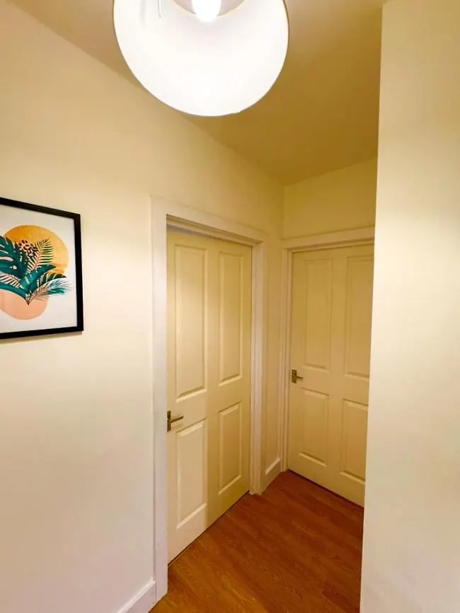Sleek City-Center Apartment Southampton
